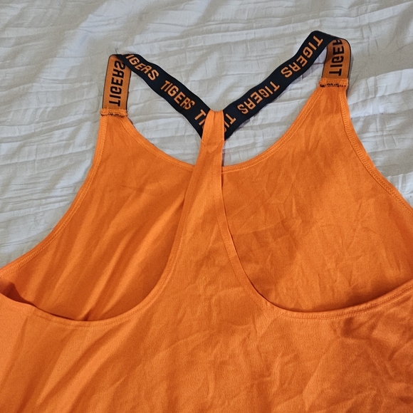 Nike Orange Sleeveless Crop Tank Top - Picture 4 of 4